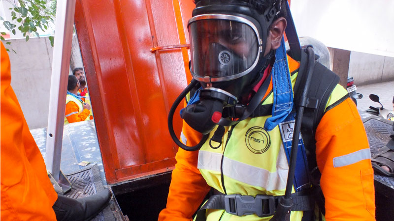confined-space-training-01